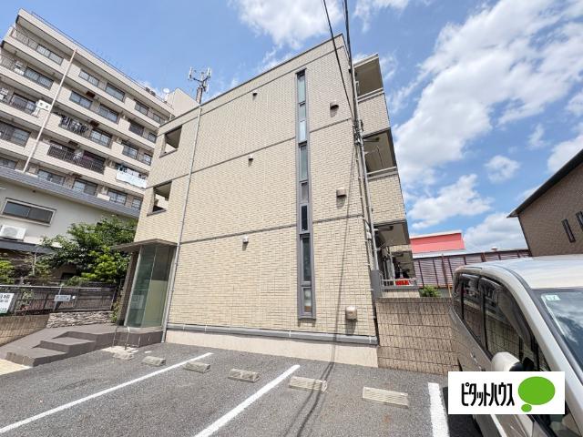 つくばエクスプレス 青井駅 徒歩8分 3階建 築21年