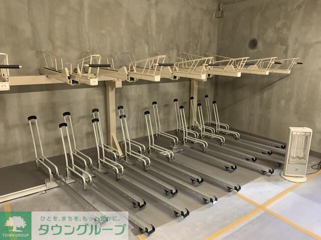 フレンシア学芸大学