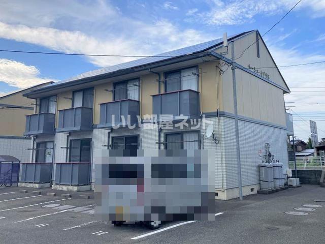 ペーシュ・イゾウB棟