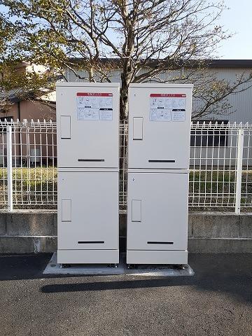 プラテリア