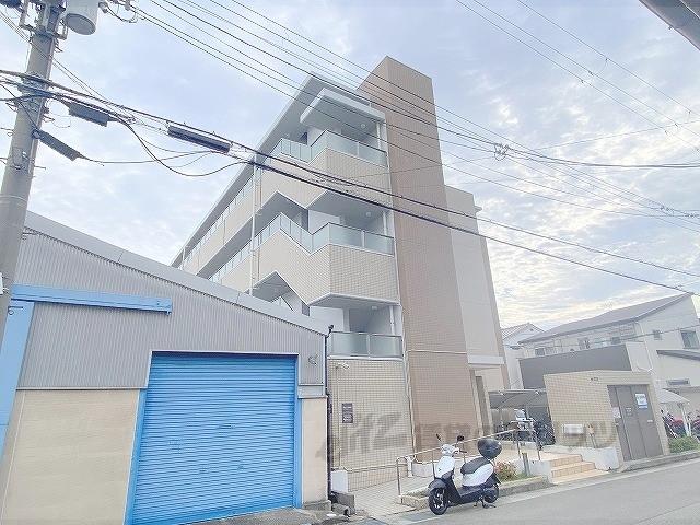 グランシャリオ