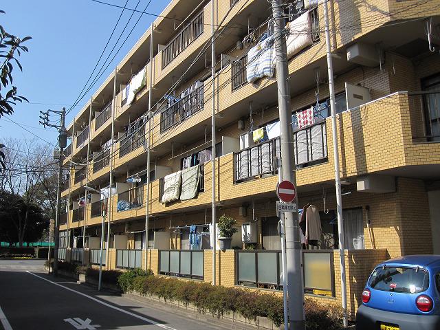 泉マンション