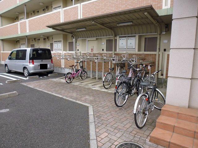 サンリット・シーズン