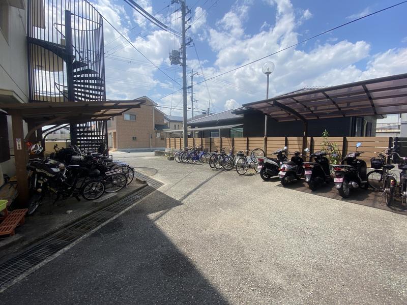 サニーハイム山氏浦 B棟