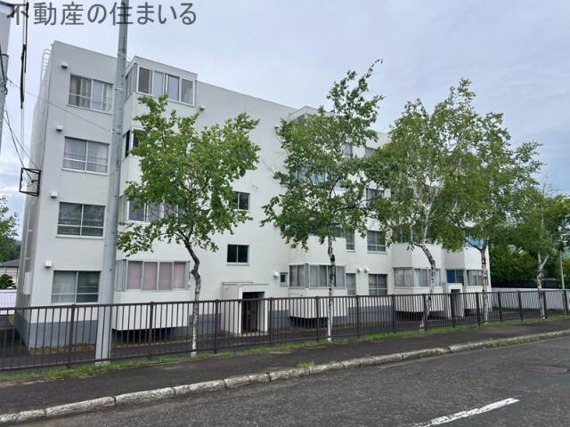真駒内柏丘団地B-3号棟