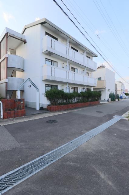 アートメゾン諸岡
