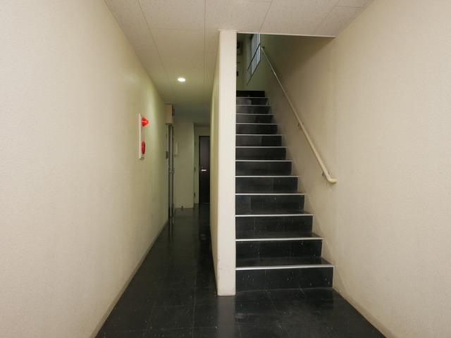 ティアラ学園前