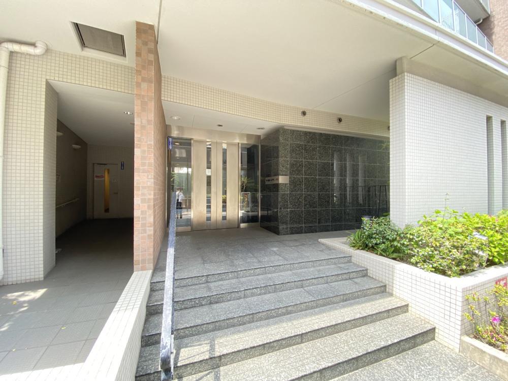 甲子園六石町ハイツ