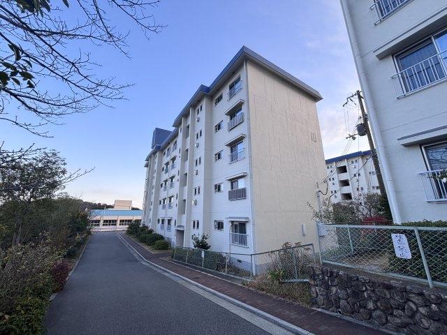 高倉台2団地10号棟