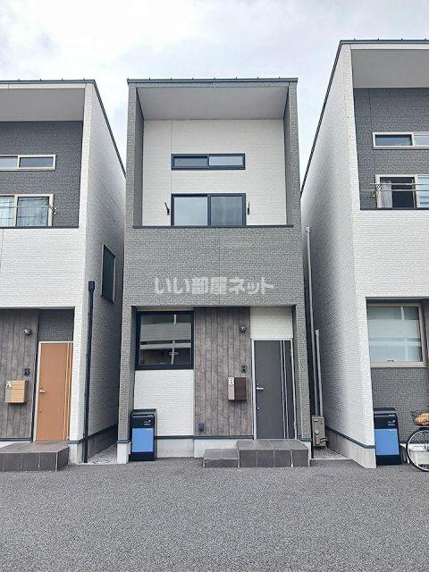 EーTERRACE HOUSE B