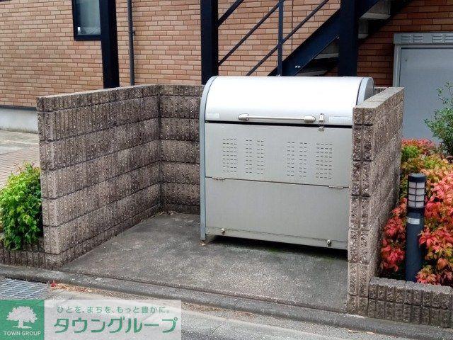 レオネクストアンフィーニ洋