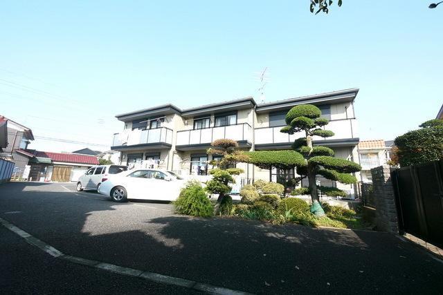 ソフィット八番館
