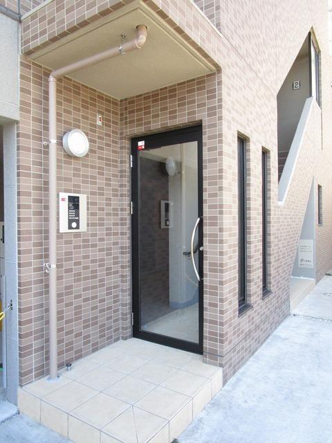 京王相模原線 南大沢駅 徒歩13分 3階建 築8年