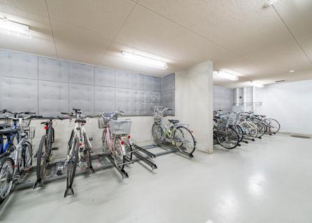 クレッセント戸山夏目坂
