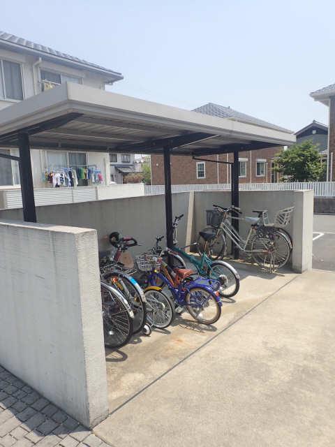 QUARTIER・BLANCB