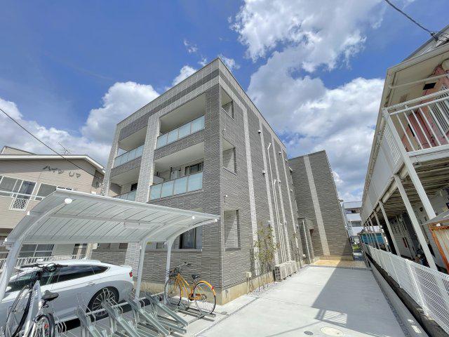 東武野田線 藤の牛島駅 徒歩1分 3階建 築1年