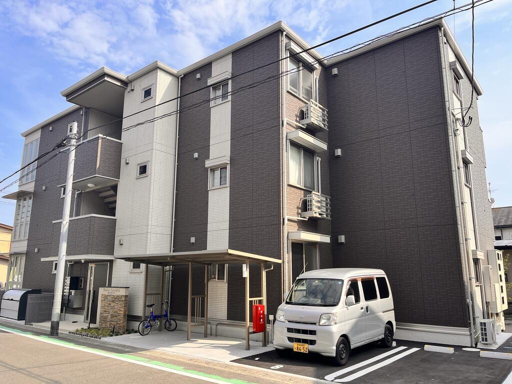 ボヌールコート泉中央