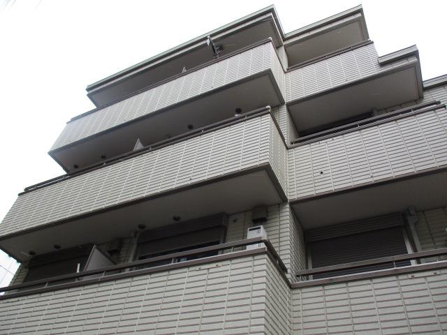 サンパレス