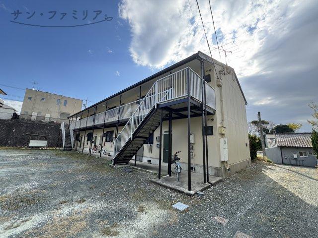 サンフラッツ北裏