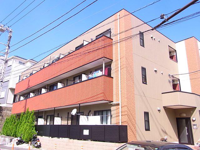 アンプルールフェール上永谷