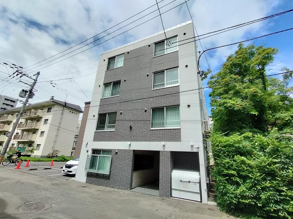 ラフィーネ医大前