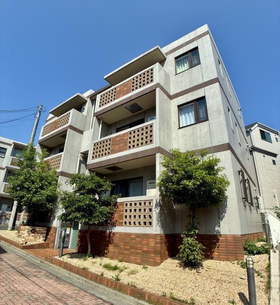 WELLHOUSE東大井(1DK/1階)