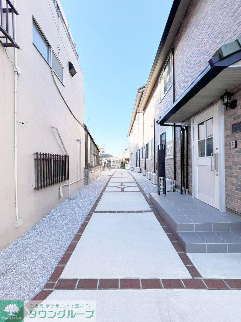 ＪＲ高崎線 桶川駅 徒歩7分 2階建 築1年