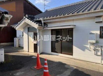 新町川土手平屋 左 2LDK(2LDK/1階)