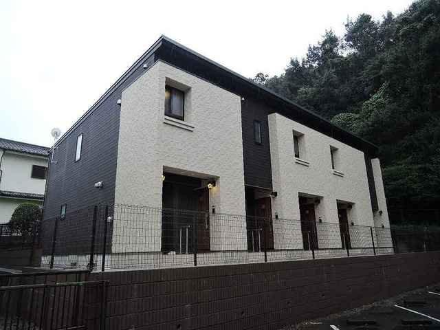 ラフレシール 別所