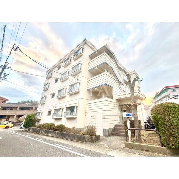 フィラアルタ左京山(2LDK/2階)