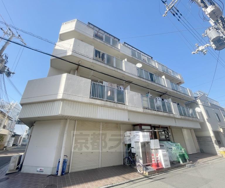 宝蔵マンション
