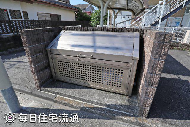 ＪＲ青梅線 拝島駅 徒歩18分 2階建 築18年