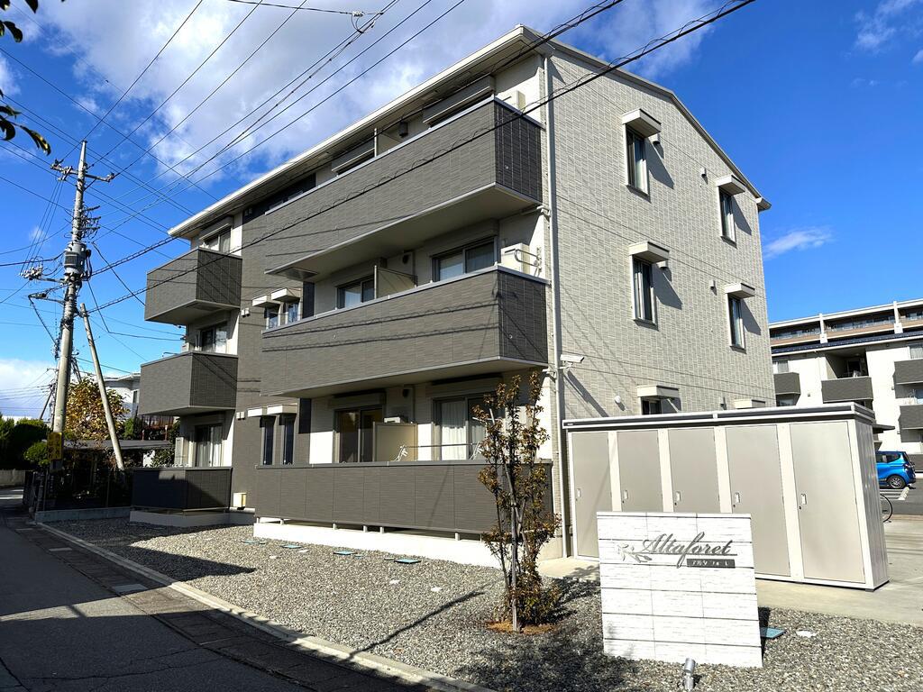アルタフォーレ B