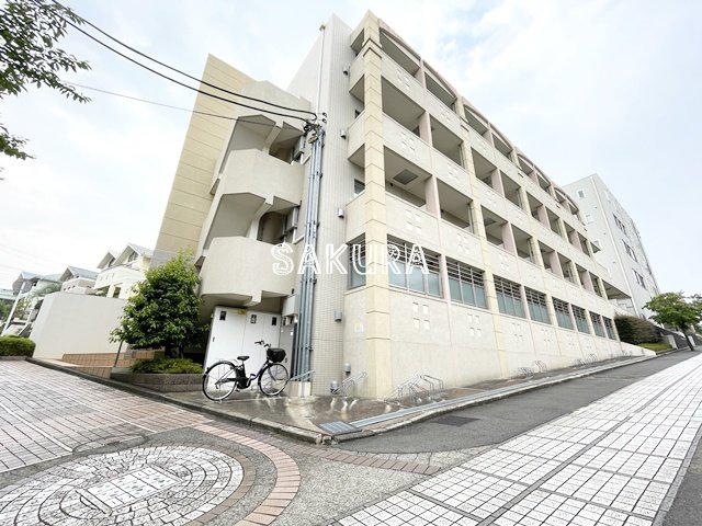レジオン緑園都市