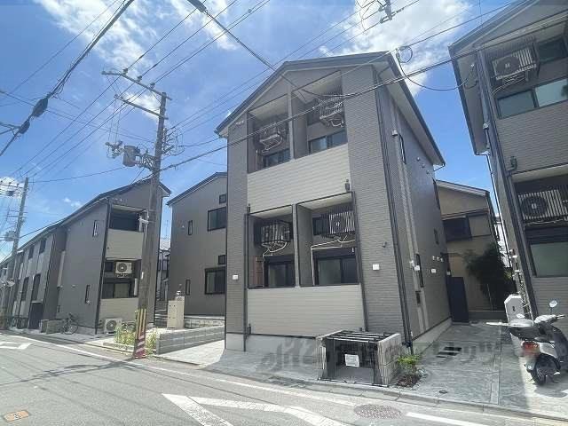 ハーモニーテラス深草東伊達町2(2K/2階)
