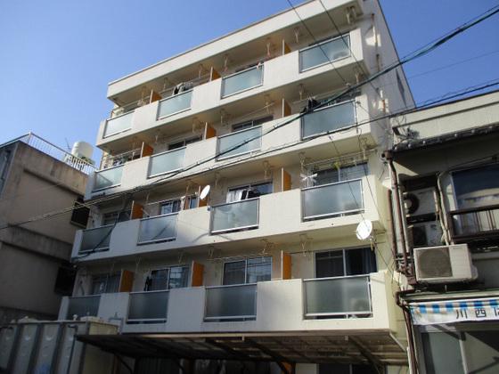 プレアール岡山医大東