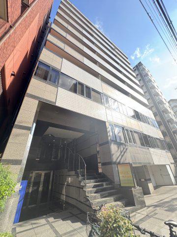 内外ウツボビル