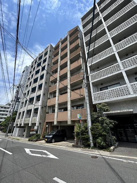 リバーサイドハウス
