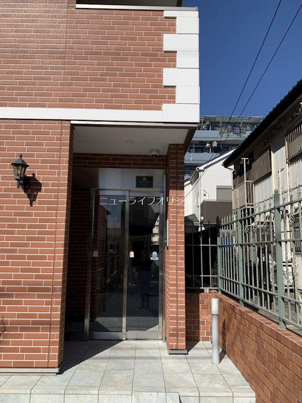 さくら八番館