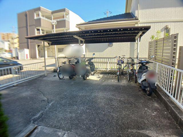 コーポ静