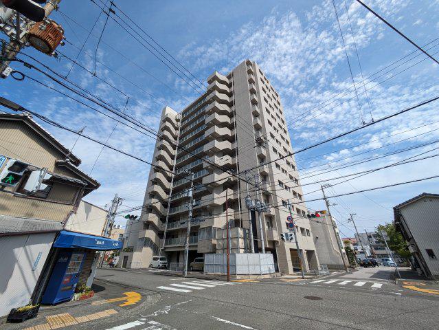 サーパス桟橋通二丁目(3LDK/6階)