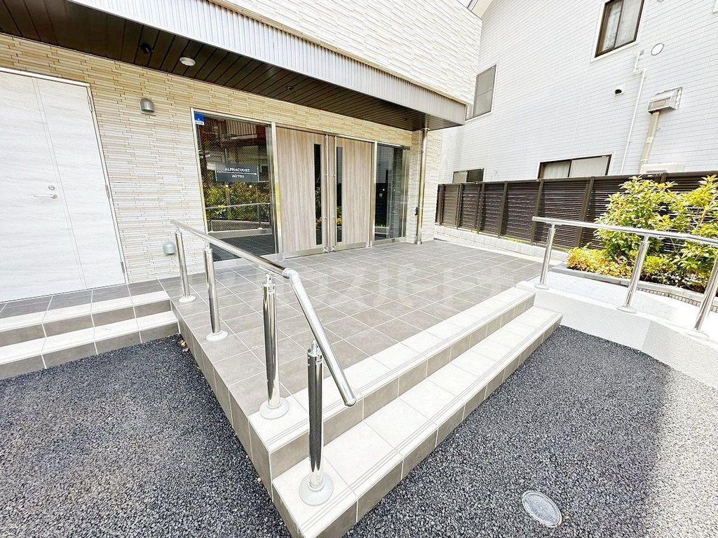 ドゥーエ青砥