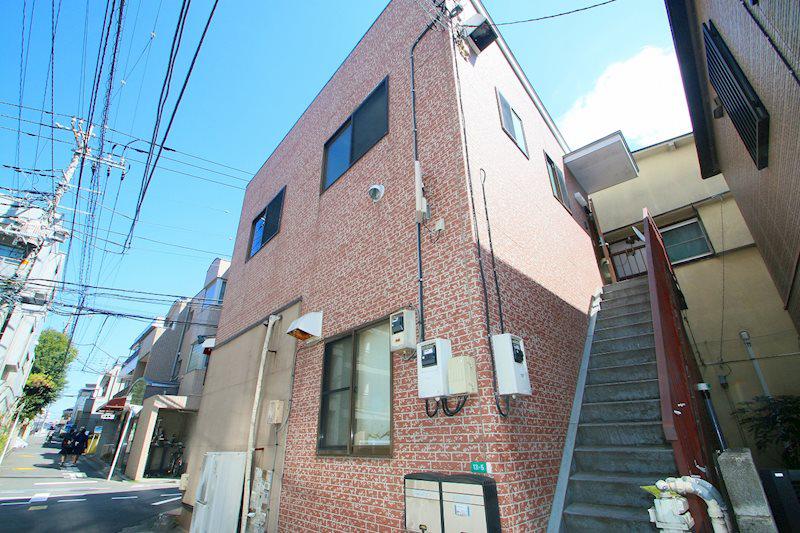 ＪＲ中央線 国分寺駅 徒歩2分 2階建 築24年
