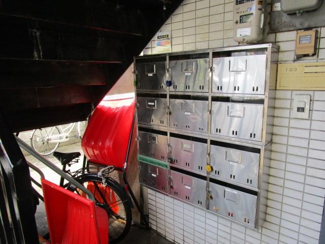 ラフォーレ12