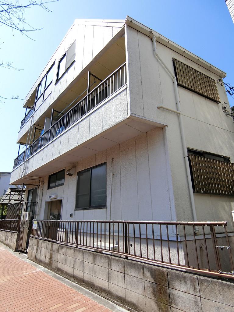 井出ハイツ