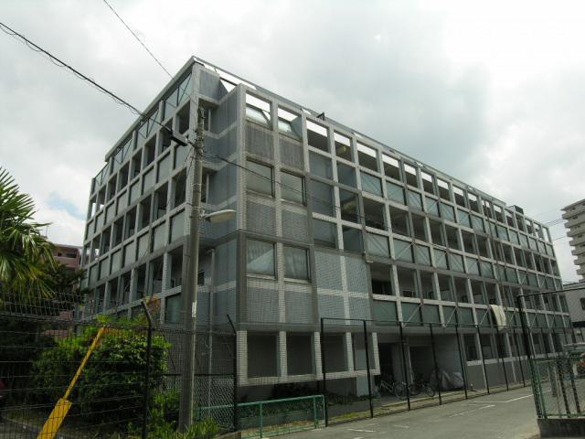 ライベストコート南福岡II208