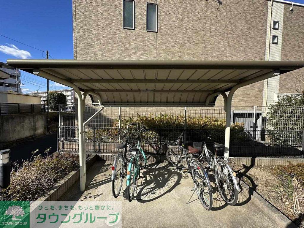 レオパレスルミエール