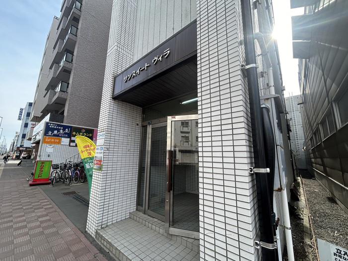山水ビルサンスィートヴィラ