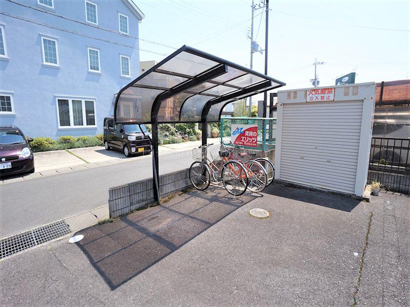フローラⅡ番館