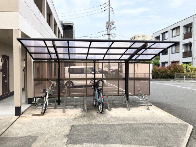 ニューエクセル三宅 F